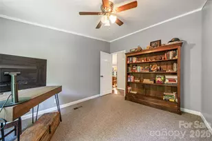 435 McMinn Rd, Hendersonville, NC 28792 - Photo 24