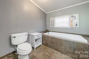 435 McMinn Rd, Hendersonville, NC 28792 - Photo 20