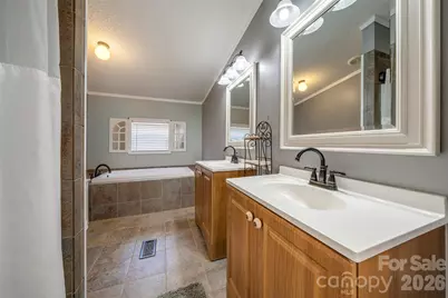 435 McMinn Road, Hendersonville, NC 28792 - Photo 18