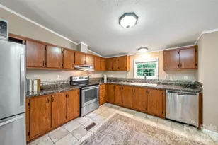 435 McMinn Rd, Hendersonville, NC 28792 - Photo 10