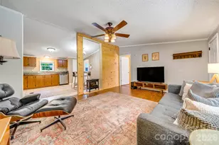435 McMinn Rd, Hendersonville, NC 28792 - Photo 8