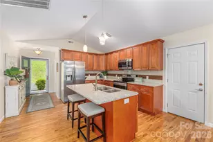 122 February Ln, Waynesville, NC 28785 - Photo 4