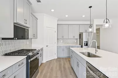 805 Santina Avenue, York, SC 29745 - Photo 4