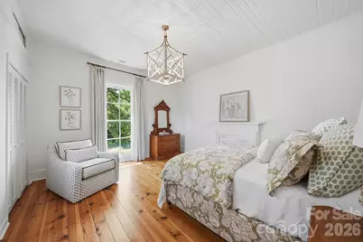 902 N Ashe Avenue, Newton, NC 28658 - Photo 32