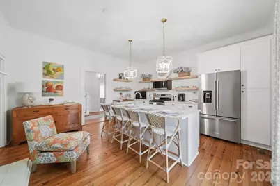 902 N Ashe Avenue, Newton, NC 28658 - Photo 8