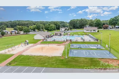 114 Oak Street, New London, NC 28127 - Photo 38