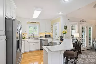 1302 Laurel Woods Dr, Gastonia, NC 28052 - Photo 22