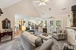 1302 Laurel Woods Dr, Gastonia, NC 28052 - Photo 10