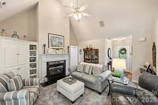 1302 Laurel Woods Dr, Gastonia, NC 28052 - Photo 8