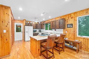 820 Wild Rose Ln, Burnsville, NC 28714 - Photo 12