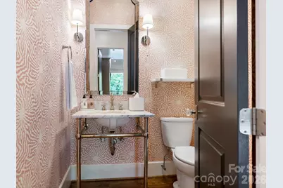 300 Plantation Place, Charlotte, NC 28209 - Photo 16