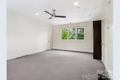 300 Plantation Place, Charlotte, NC 28209 - Photo 32
