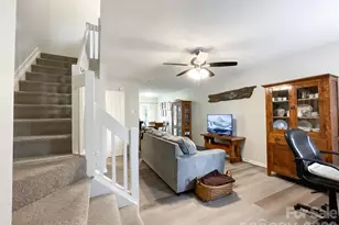 7841 Petrea Ln, Charlotte, NC 28227 - Photo 2