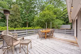3227 Driftwood Dr, Charlotte, NC 28205 - Photo 24
