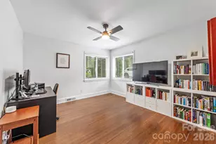 3227 Driftwood Dr, Charlotte, NC 28205 - Photo 16
