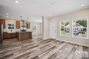121 Bellamy Rd, Asheville, NC 28806 - Photo 4
