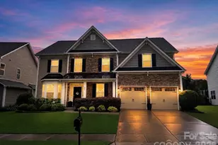 524 Rosemary Ln, Tega Cay, SC 29708 - Photo 1