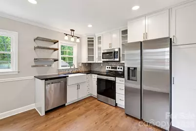 24 Dallas Street, Asheville, NC 28806 - Photo 8