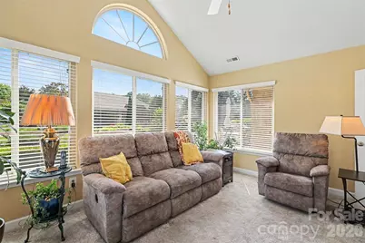 4720 Polo Gate Boulevard, Charlotte, NC 28216 - Photo 8