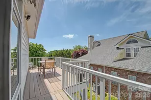 606 Carriage Commons Dr, Hendersonville, NC 28791 - Photo 20