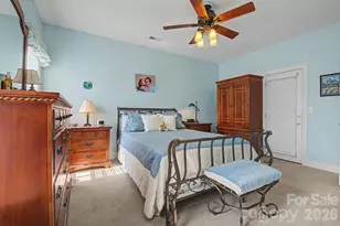 606 Carriage Commons Dr, Hendersonville, NC 28791 - Photo 24
