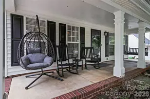 7818 Antique Cir, Waxhaw, NC 28173 - Photo 6