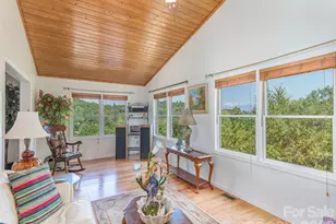 1120 Jacobs Branch Rd, Franklin, NC 28734 - Photo 10