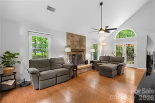 3089 Point Clear Dr, Fort Mill, SC 29708 - Photo 6