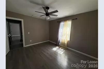 508 N Main Street, Lowell, NC 28098 - Photo 4