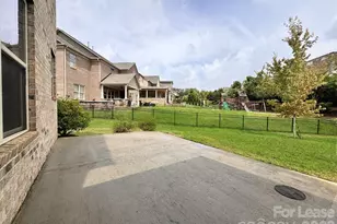 10112 Pinecroft Creek Ln, Matthews, NC 28105 - Photo 28