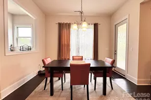 10112 Pinecroft Creek Ln, Matthews, NC 28105 - Photo 12