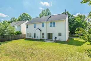 2508 Oakdale Creek Ln, Charlotte, NC 28216 - Photo 8