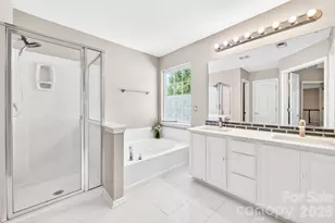 2508 Oakdale Creek Ln, Charlotte, NC 28216 - Photo 30