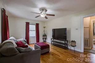 202 Chester Ave, Great Falls, SC 29055 - Photo 4