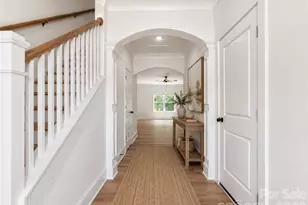 1228 N Sharon Amity Rd, Charlotte, NC 28211 - Photo 10