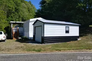 729 Don Felmet Rd, Marshall, NC 28753 - Photo 2