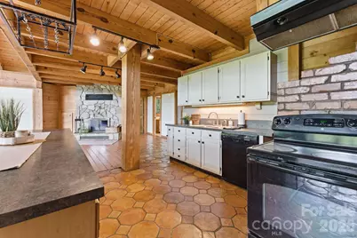 429 Biodome Drive, Waynesville, NC 28785 - Photo 10