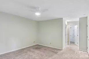 405 Wild Oak Ln, Hendersonville, NC 28791 - Photo 24
