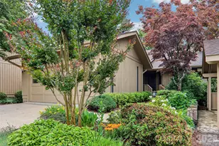405 Wild Oak Ln, Hendersonville, NC 28791 - Photo 1