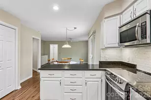 405 Wild Oak Ln, Hendersonville, NC 28791 - Photo 16