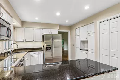 405 Wild Oak Lane, Hendersonville, NC 28791 - Photo 14