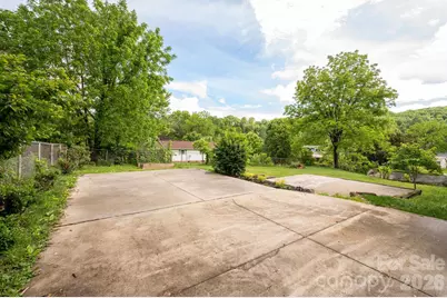 65 Farley Street, Waynesville, NC 28786 - Photo 26