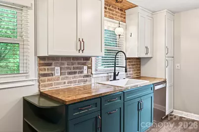 65 Farley Street, Waynesville, NC 28786 - Photo 6