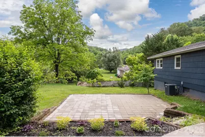 65 Farley Street, Waynesville, NC 28786 - Photo 18