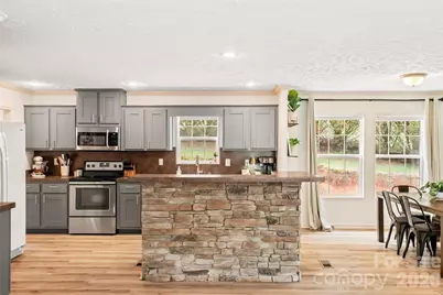 11 Misty Lane, Candler, NC 28715 - Photo 4