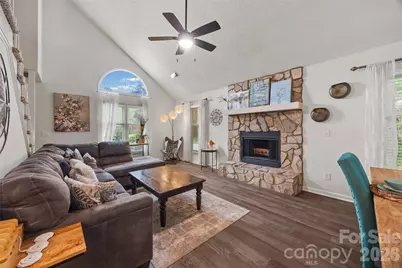 12007 Woodholm Court, Tega Cay, SC 29708 - Photo 8