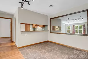 60 Ravencroft Ln, Asheville, NC 28803 - Photo 18