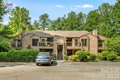60 Ravencroft Lane, Asheville, NC 28803 - Photo 2