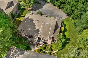 60 Ravencroft Ln, Asheville, NC 28803 - Photo 6