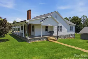 2401 Lail Rd, Morganton, NC 28655 - Photo 1